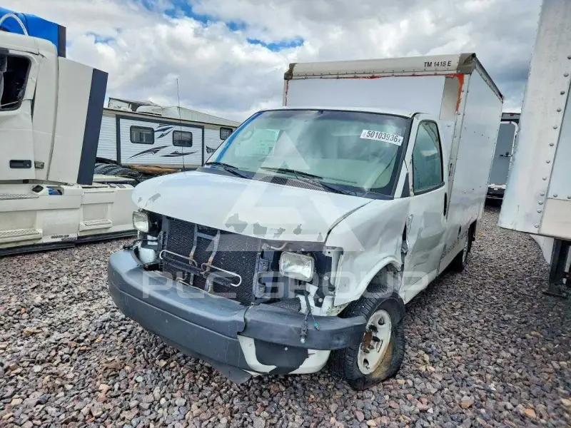 2013 GMC Savana фото