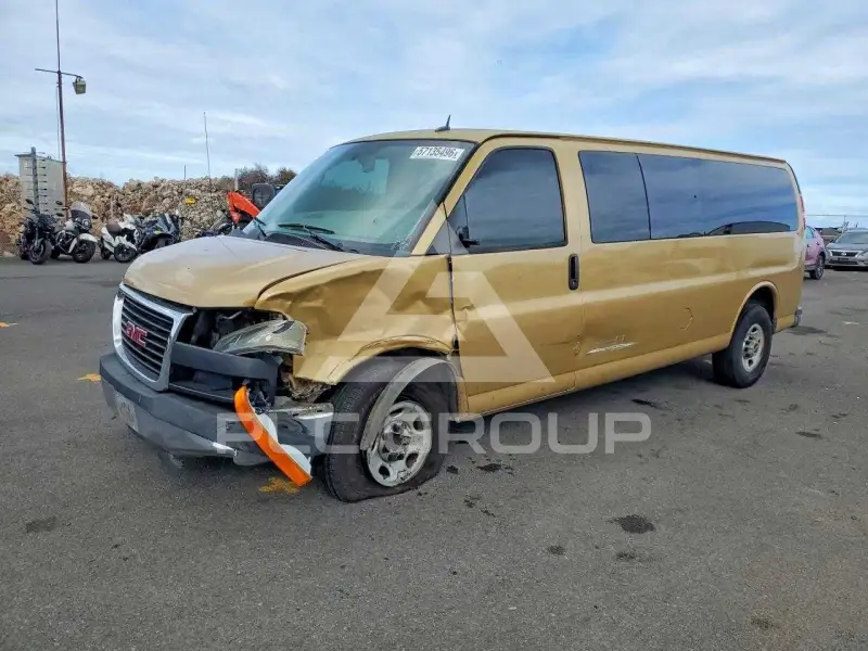 2013 GMC Savana photo