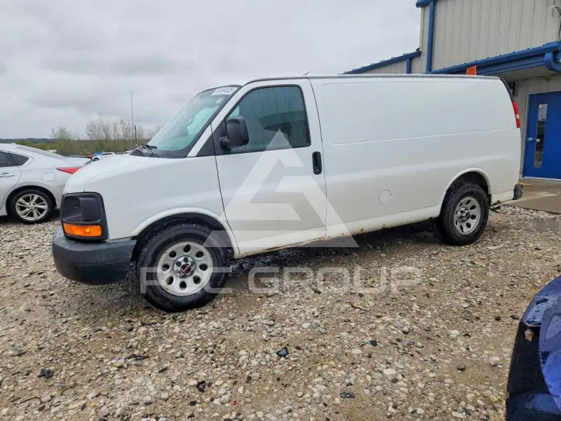 2013 GMC Savana фото