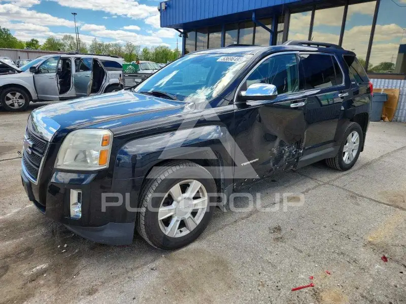 2013 GMC TERRAIN фото
