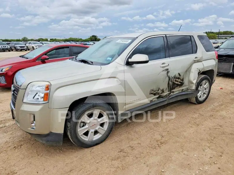 2013 GMC TERRAIN photo