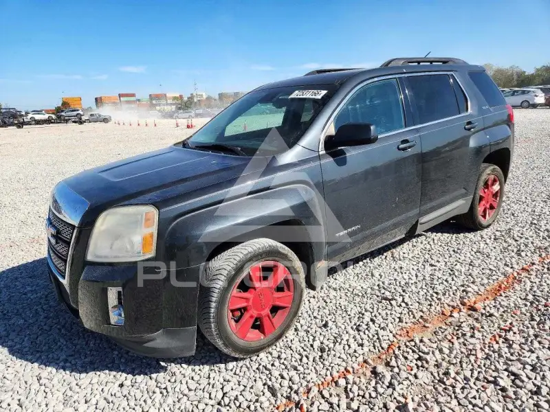 2013 GMC TERRAIN фото