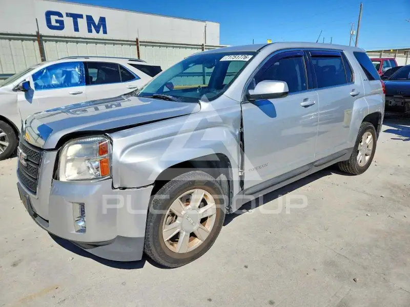 2013 GMC TERRAIN фото