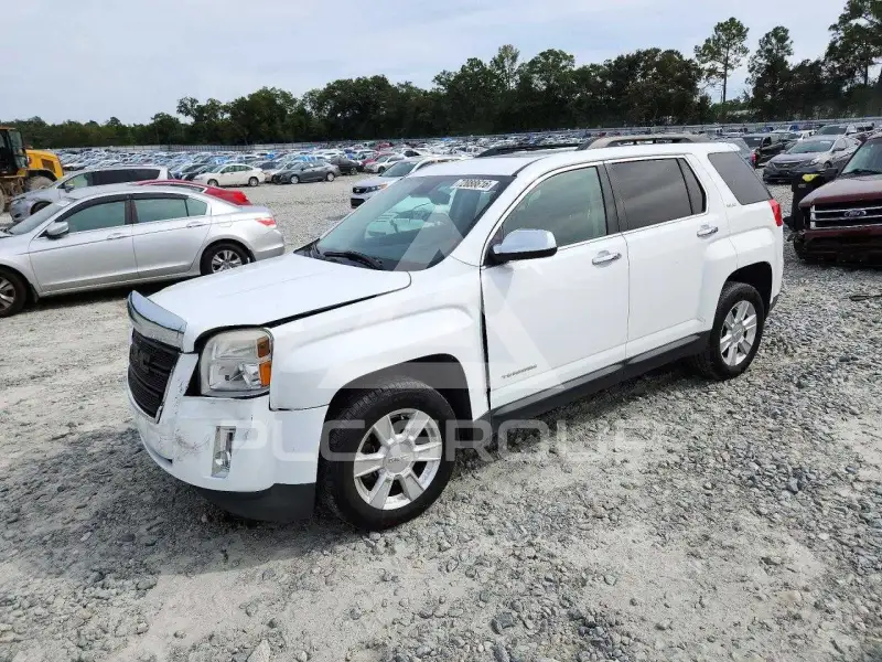 2013 GMC TERRAIN фото