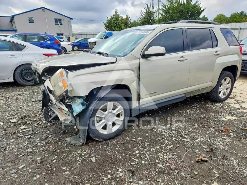 2013 GMC TERRAIN фото