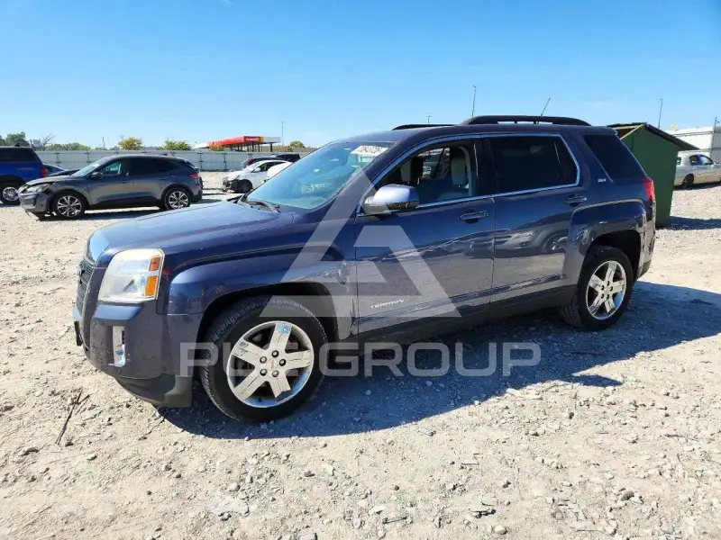 2013 GMC TERRAIN фото