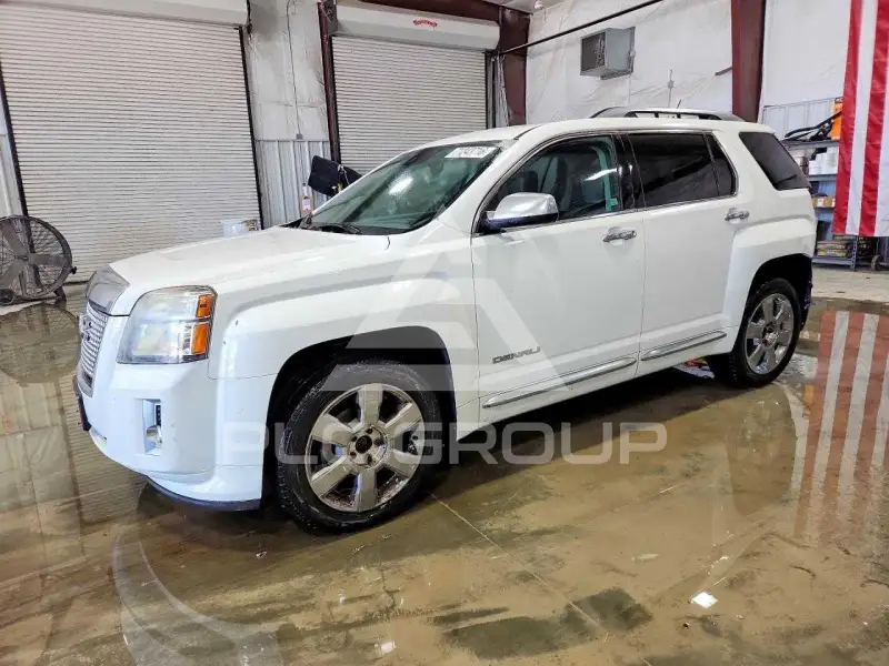 2013 GMC TERRAIN фото