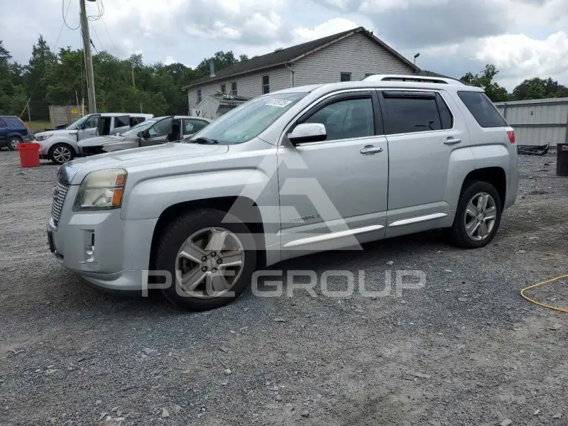2013 GMC TERRAIN photo