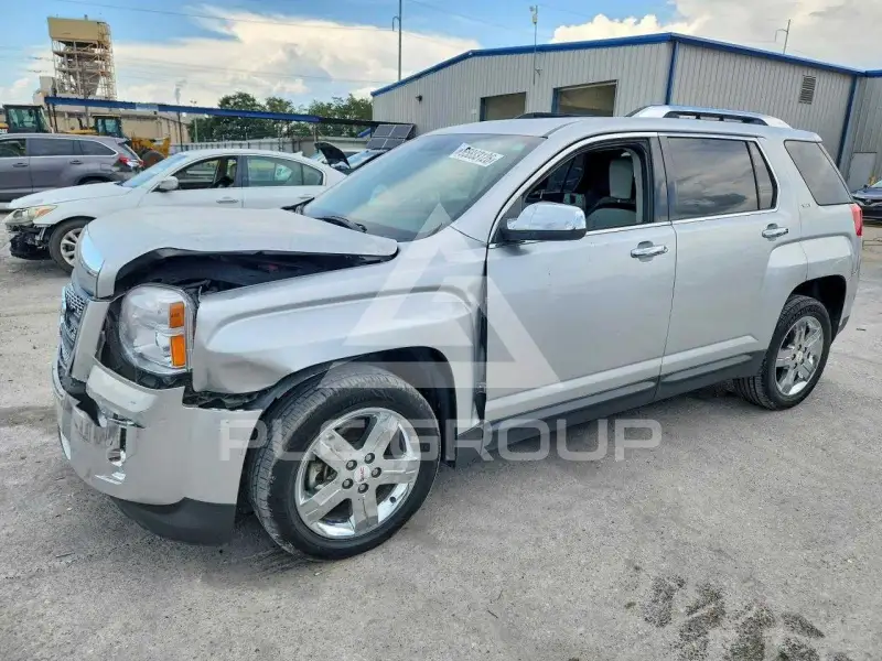 2013 GMC TERRAIN фото