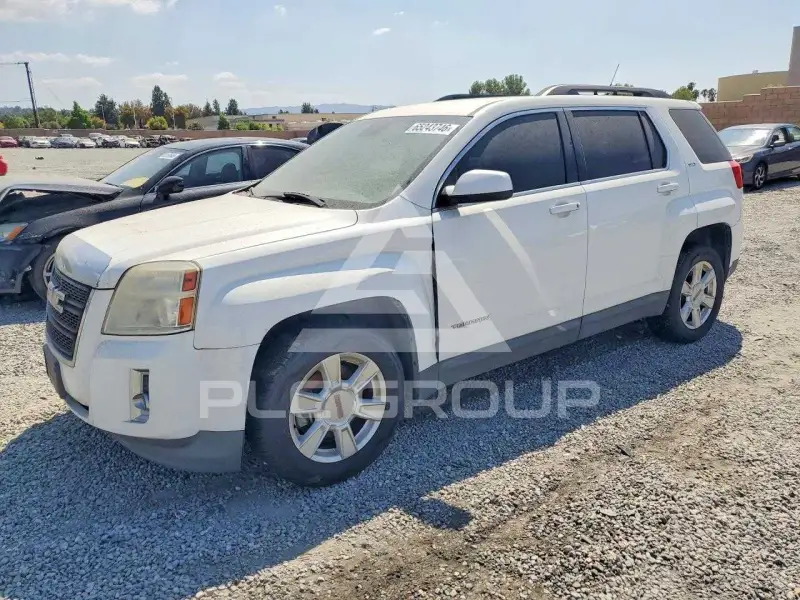 2013 GMC TERRAIN фото