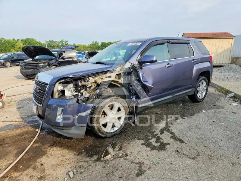 2013 GMC TERRAIN фото