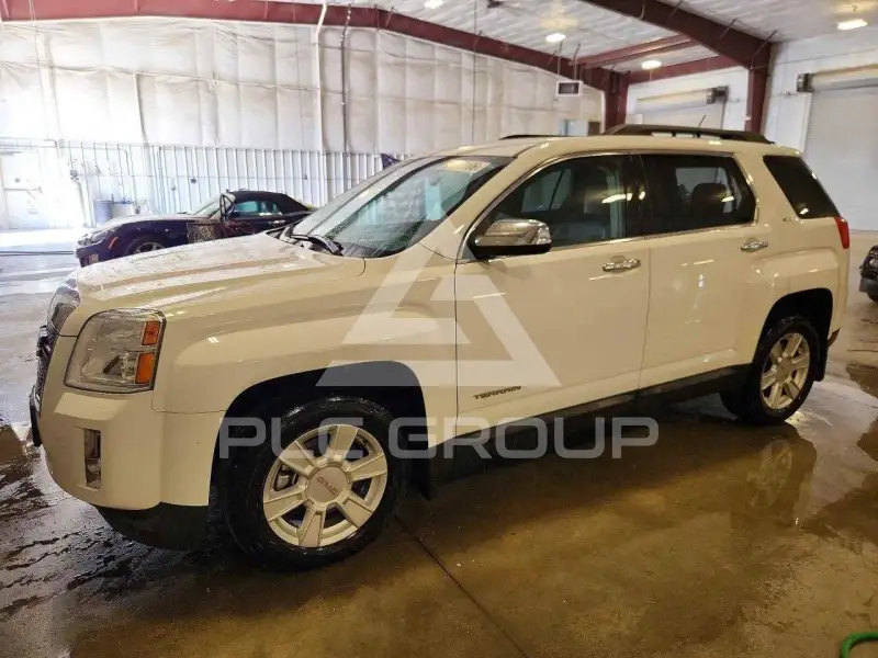 2013 GMC TERRAIN фото