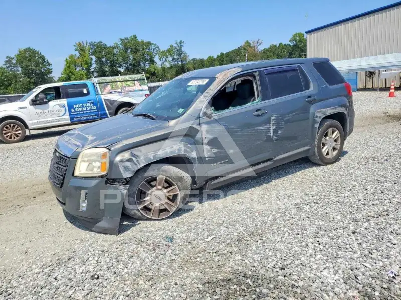 2013 GMC TERRAIN фото