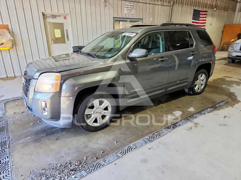 2013 GMC TERRAIN фото