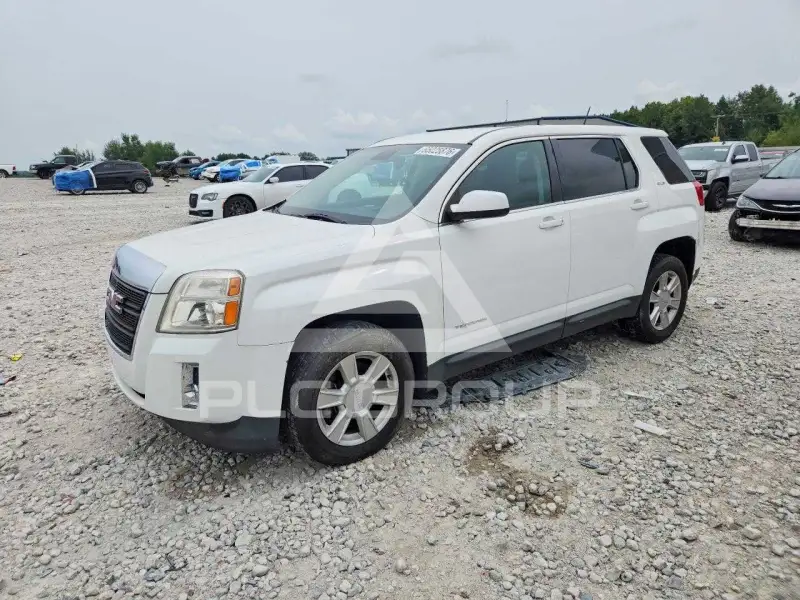 2013 GMC TERRAIN фото