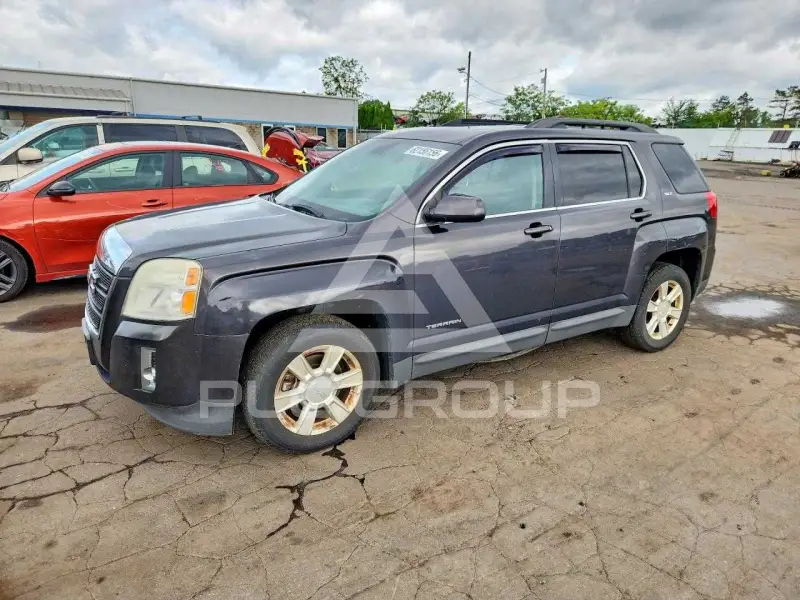 2013 GMC TERRAIN фото