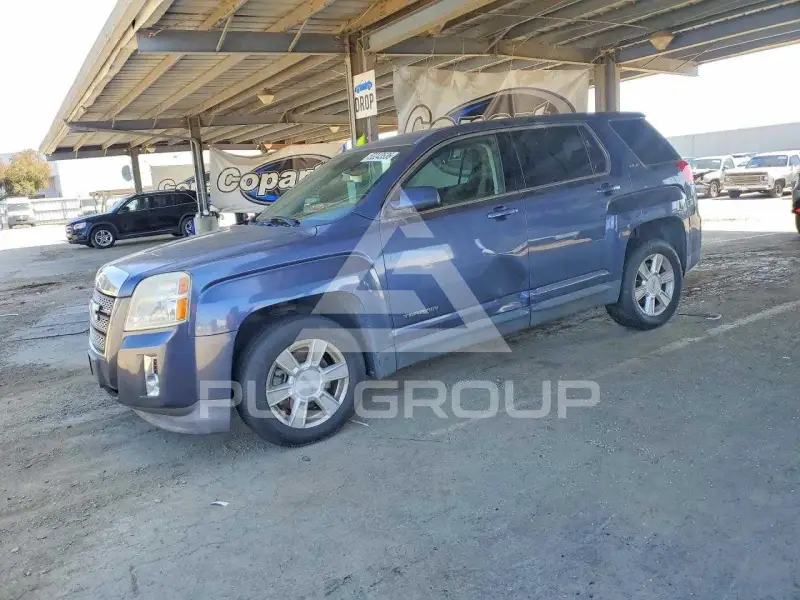 2013 GMC TERRAIN фото
