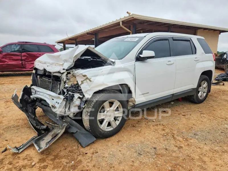 2013 GMC TERRAIN photo