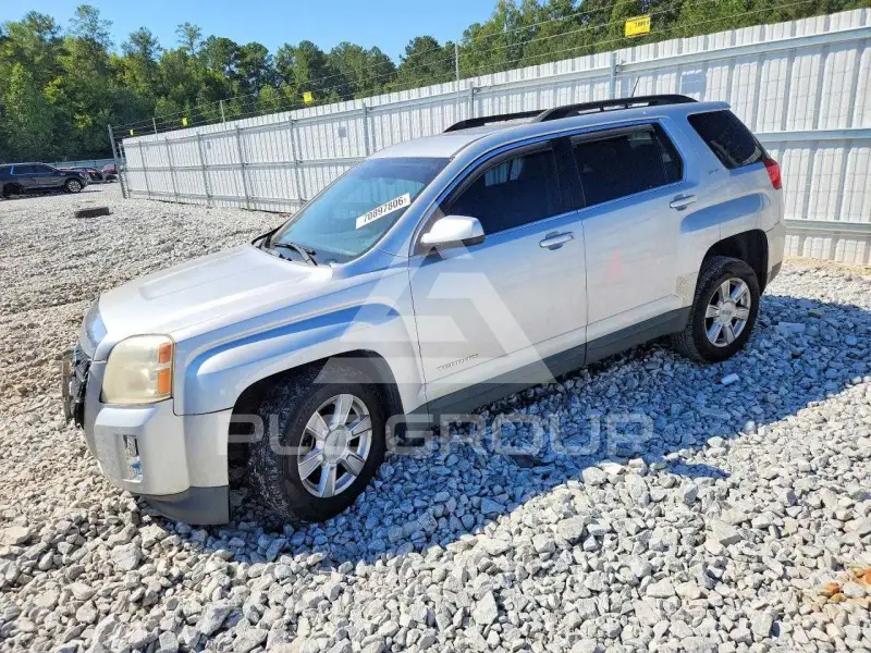 2013 GMC TERRAIN фото