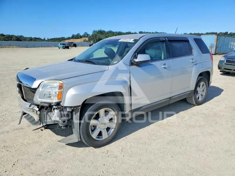 2013 GMC TERRAIN photo