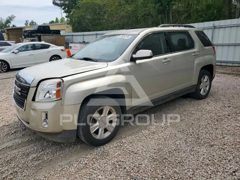 2013 GMC TERRAIN фото