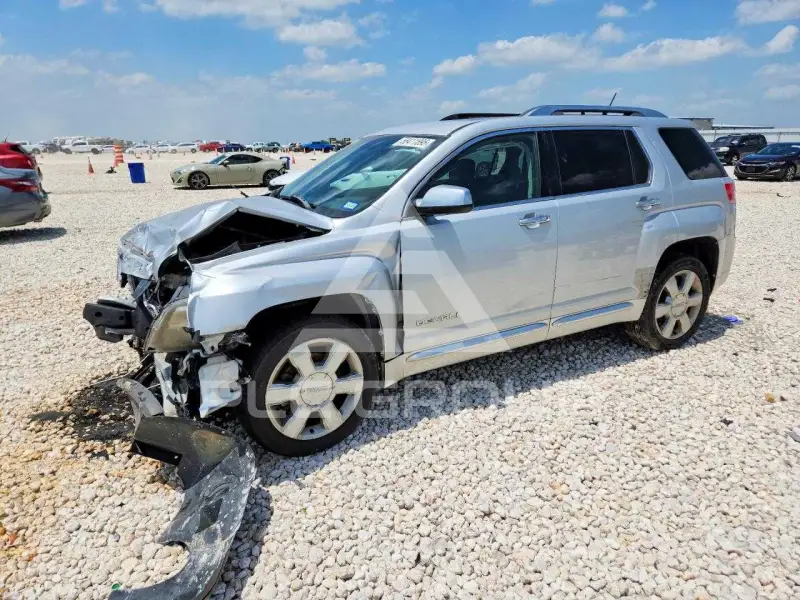 2013 GMC TERRAIN фото