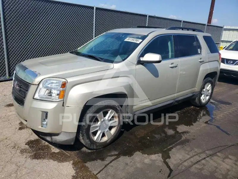 2013 GMC TERRAIN фото
