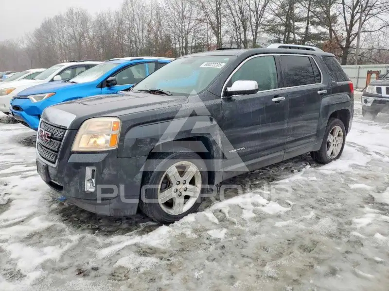 2013 GMC TERRAIN photo