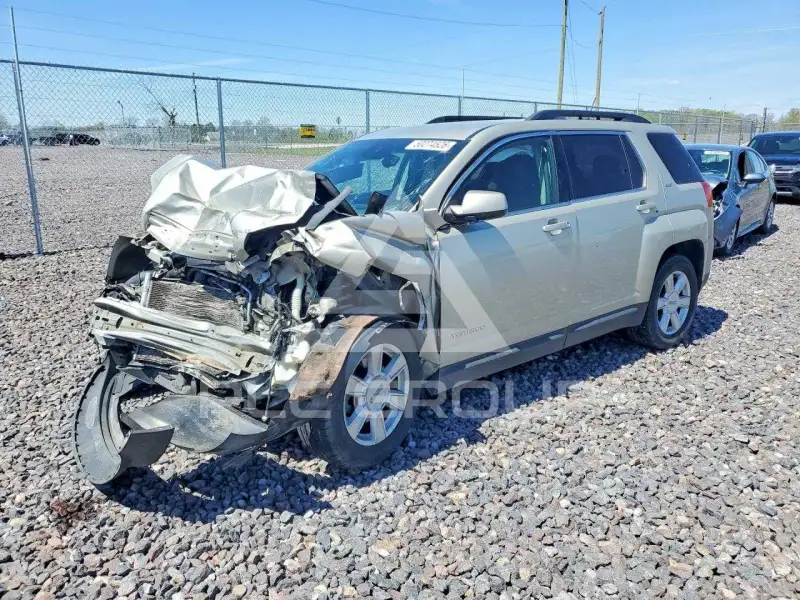 2013 GMC TERRAIN фото