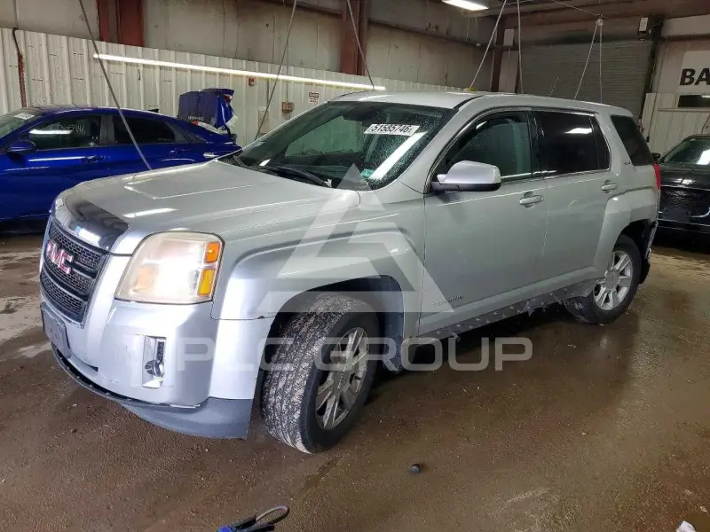 2013 GMC TERRAIN фото