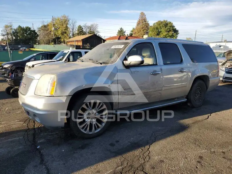 2013 GMC YUKON фото