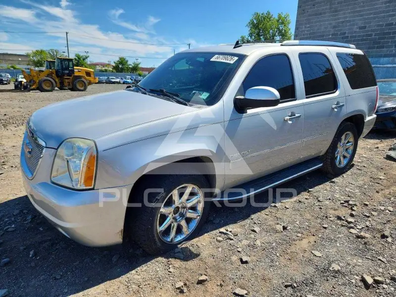 2013 GMC YUKON photo