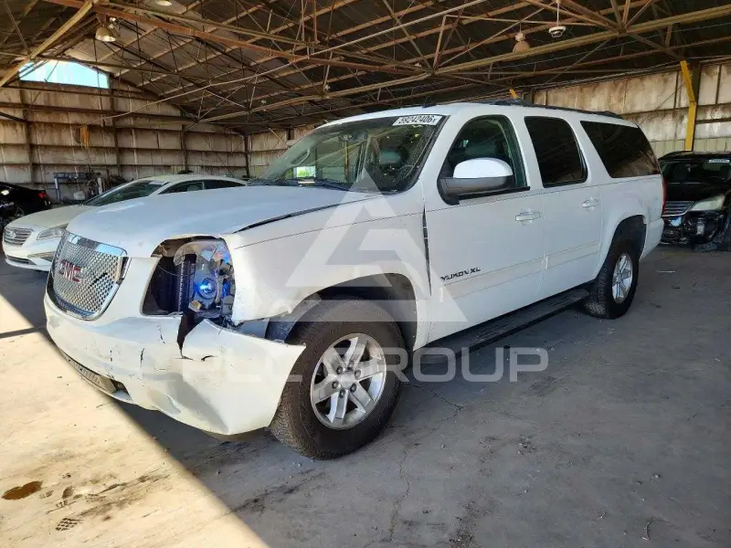 2013 GMC YUKON photo
