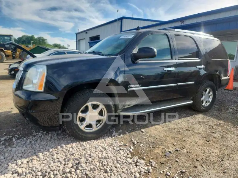 2013 GMC YUKON photo