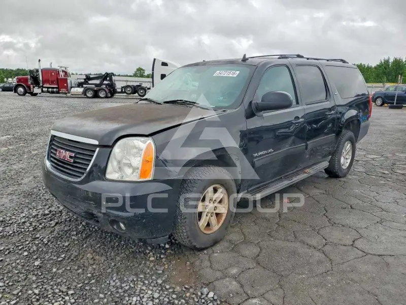 2013 GMC YUKON фото
