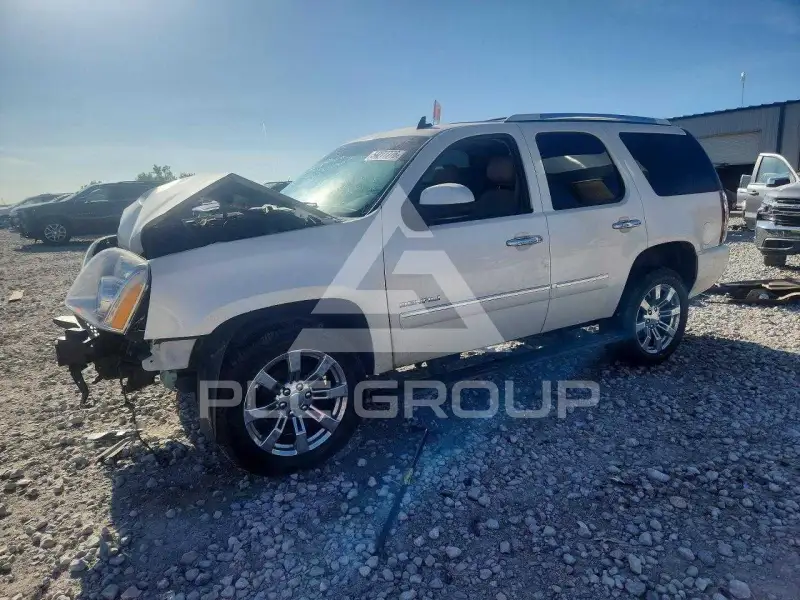 2013 GMC YUKON фото