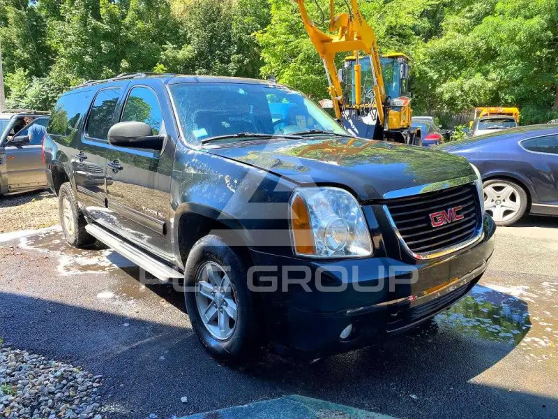 2013 GMC YUKON фото