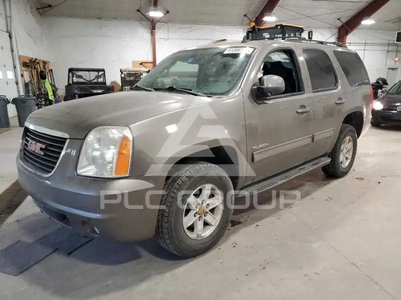 2013 GMC YUKON фото