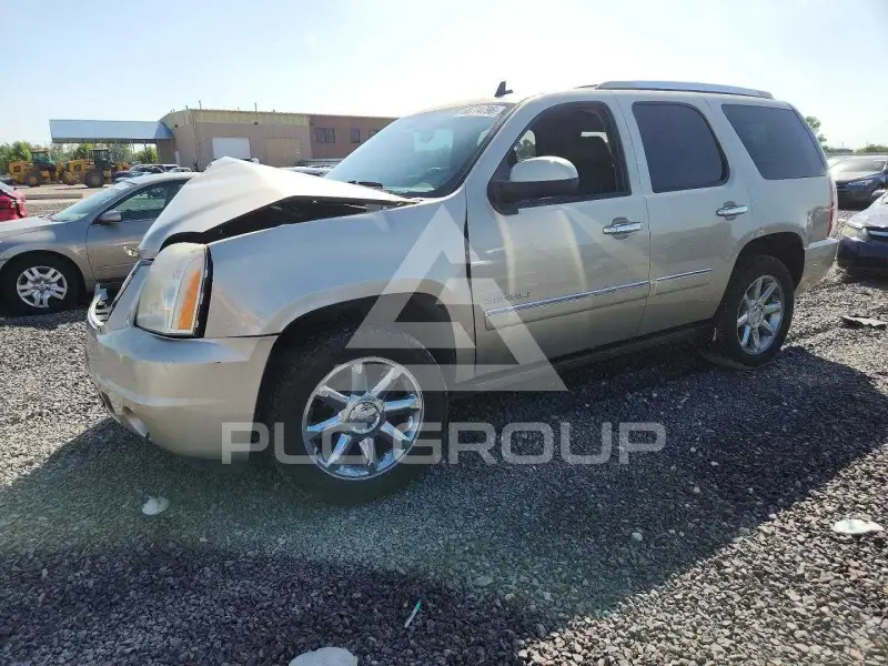 2013 GMC YUKON фото