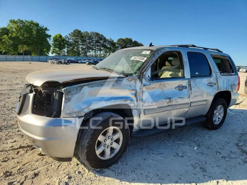 2013 GMC YUKON photo