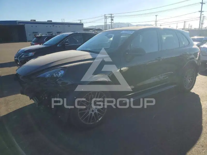 2013 Porsche Cayenne photo