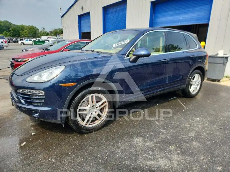 2013 Porsche Cayenne photo