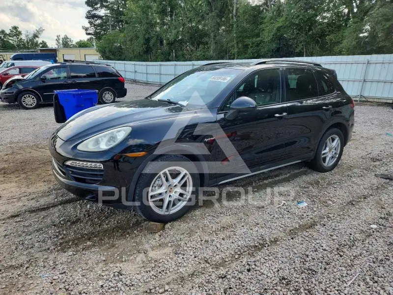 2013 Porsche Cayenne photo
