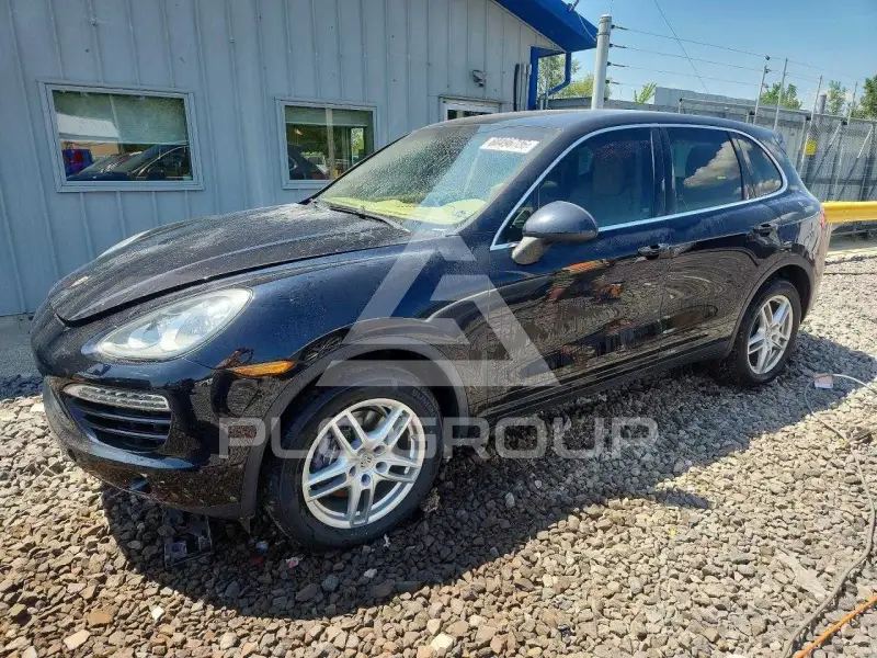 2013 Porsche Cayenne photo