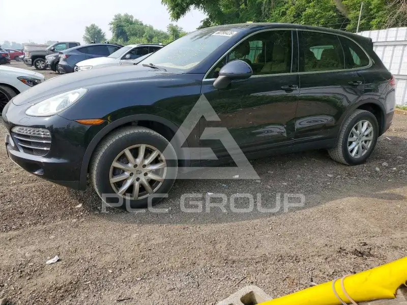 2013 Porsche Cayenne photo