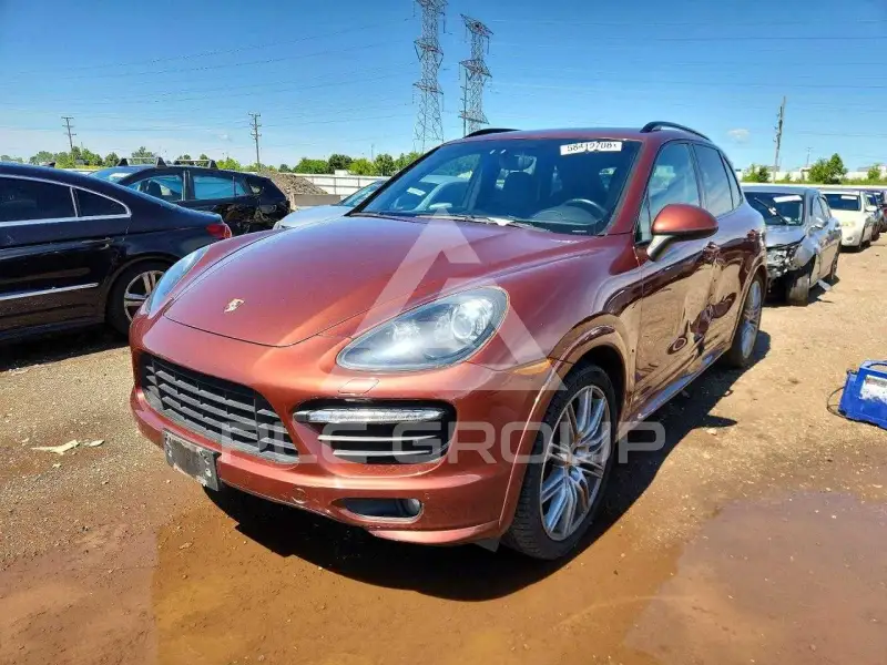 2013 Porsche Cayenne photo