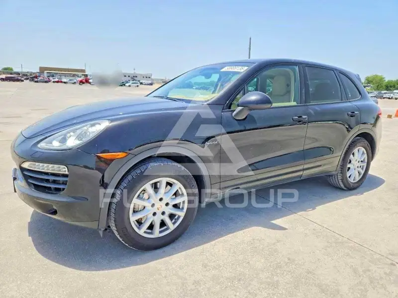 2013 Porsche Cayenne фото