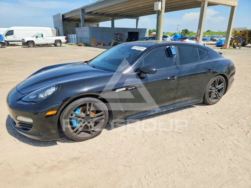 2013 Porsche Panamera фото