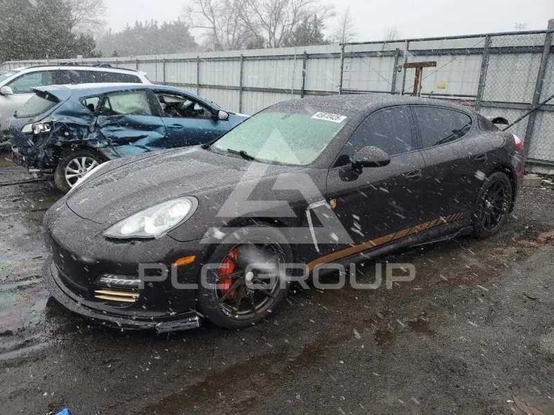 2013 Porsche Panamera фото