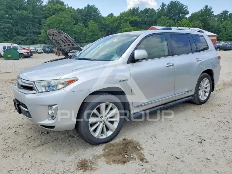 2013 Toyota Highlander фото